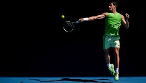 记者：利物浦没有对萨拉赫纪律处罚，他的落选只是阵容选择